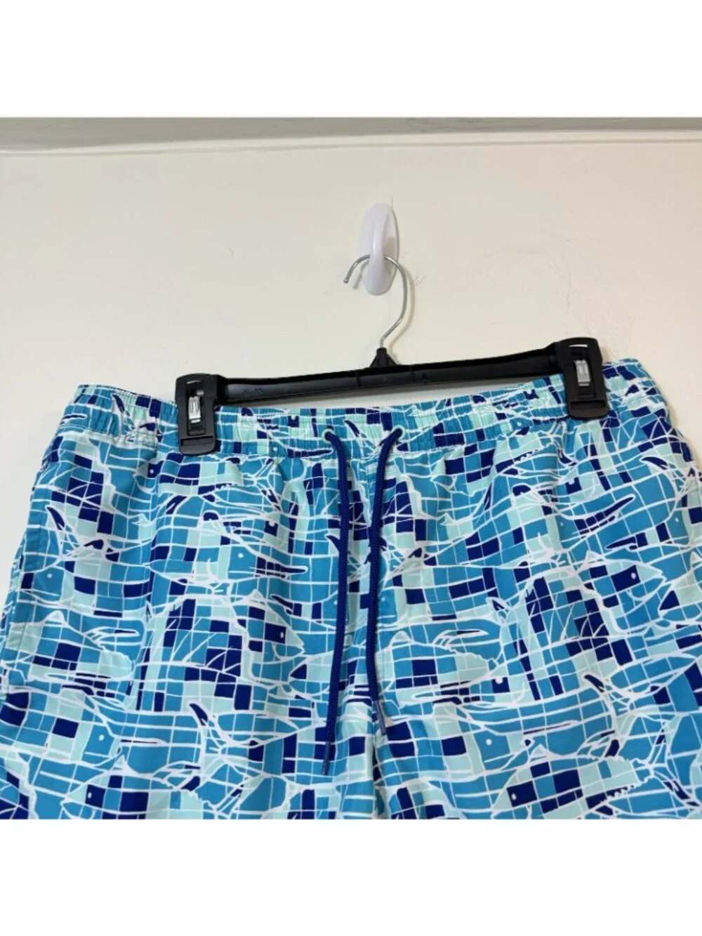 Vineyard Vines Board Shorts Men’s Size M Swimming Surfing Lined Pockets